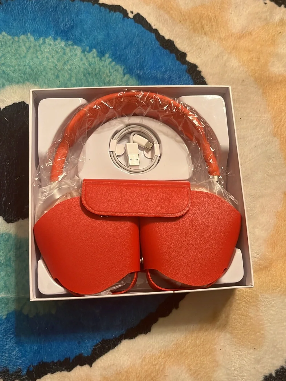 Apple AirPods Max W/case Over-Ear Headphones - Coral Red